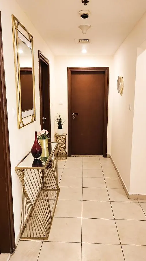 La Buena Vida Holiday Homes Large 2Br Apt Near Burj Khalifa & Dubai Mall 0*,