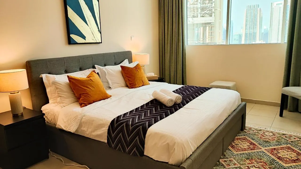 La Buena Vida Holiday Homes Large 2Br Apt Near Burj Khalifa & Dubai Mall Apartment