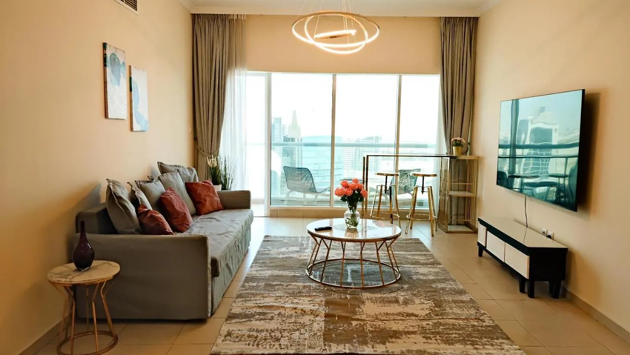 La Buena Vida Holiday Homes Large 2Br Apt Near Burj Khalifa & Dubai Mall
