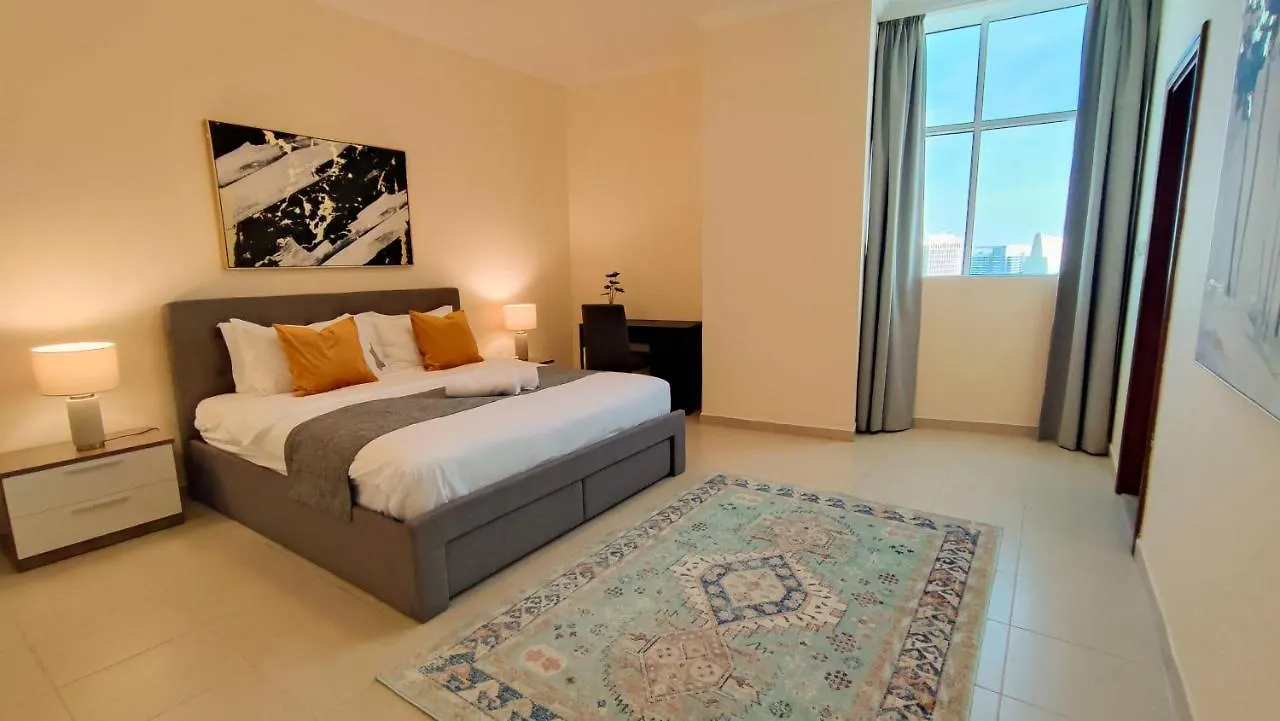 La Buena Vida Holiday Homes Large 2Br Apt Near Burj Khalifa & Dubai Mall Apartment