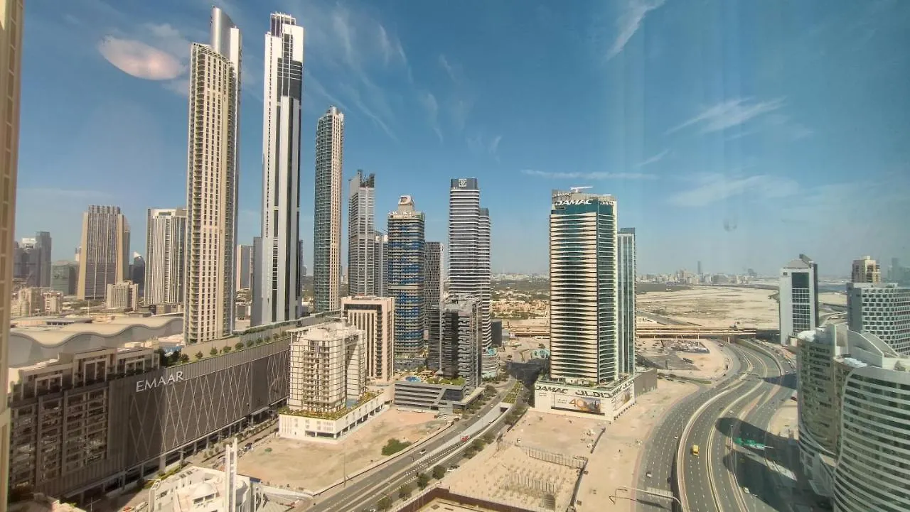 La Buena Vida Holiday Homes Large 2Br Apt Near Burj Khalifa & Dubai Mall Apartment